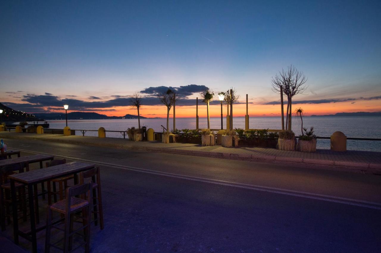 Sea Side Appartamento *