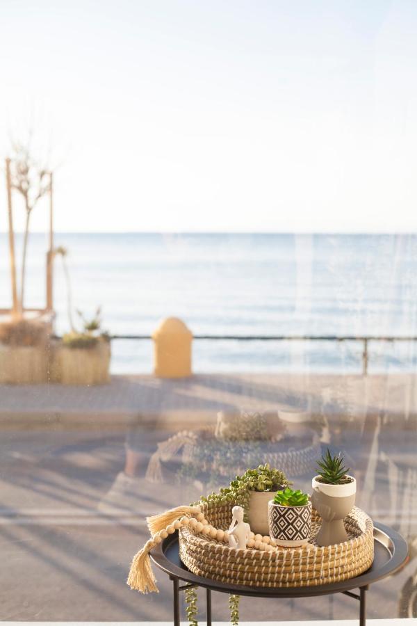 Apartment Sea Side