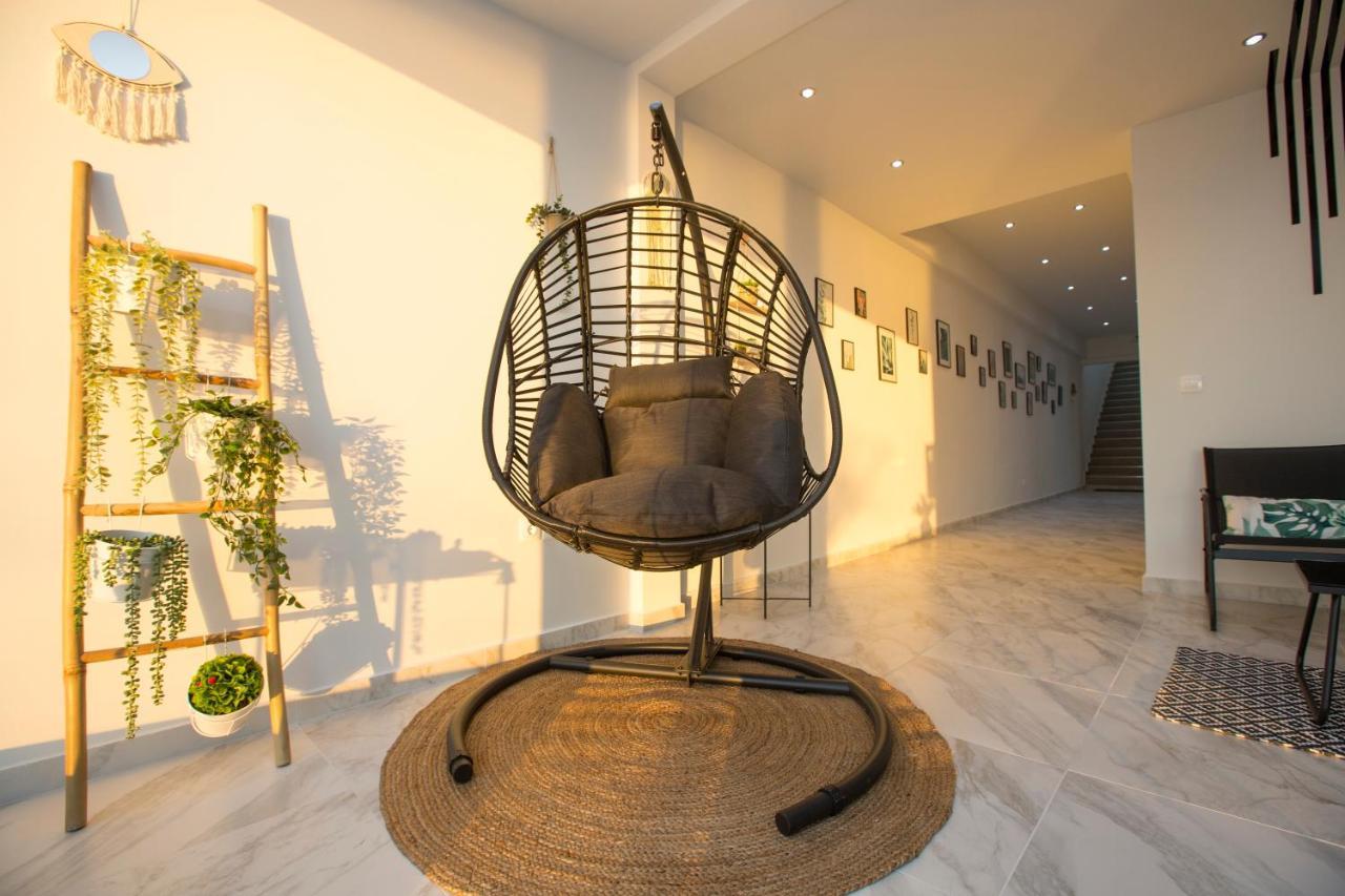 Sea Side Apartment