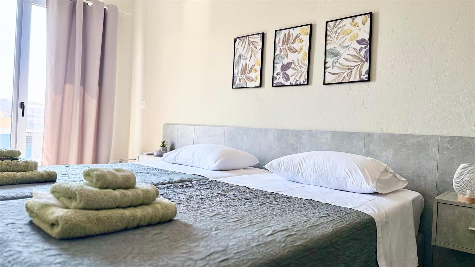 Sea Side Apartment